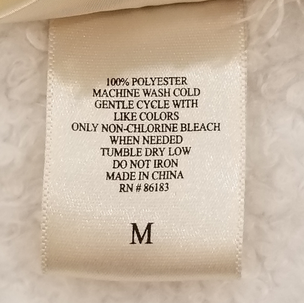White Plush Robe - Picture 5 of 5